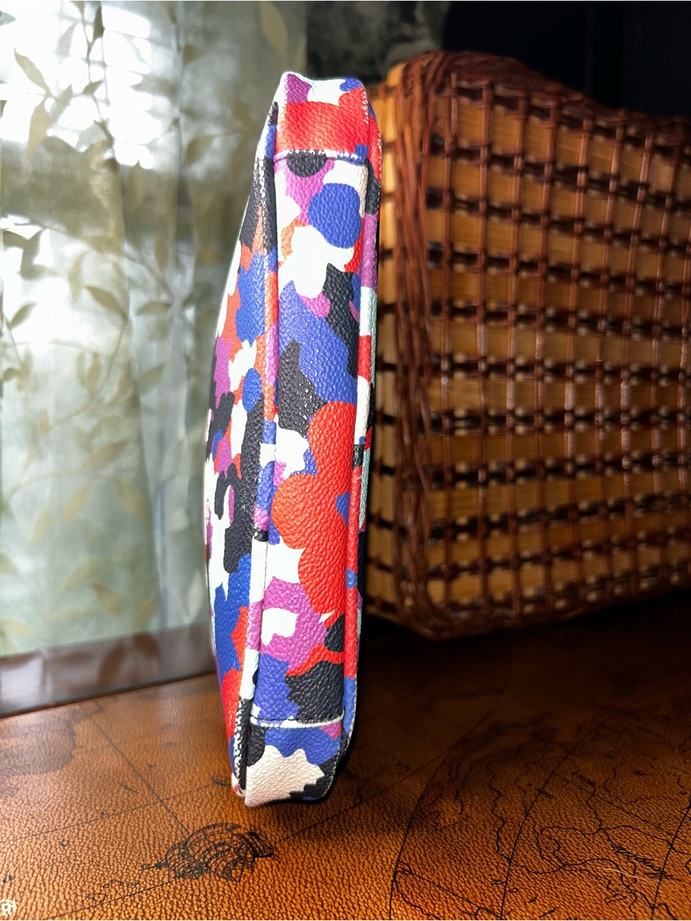 Tory Burch Floral Camouflage iPad or tablet case - used condition - - Picture 6 of 8